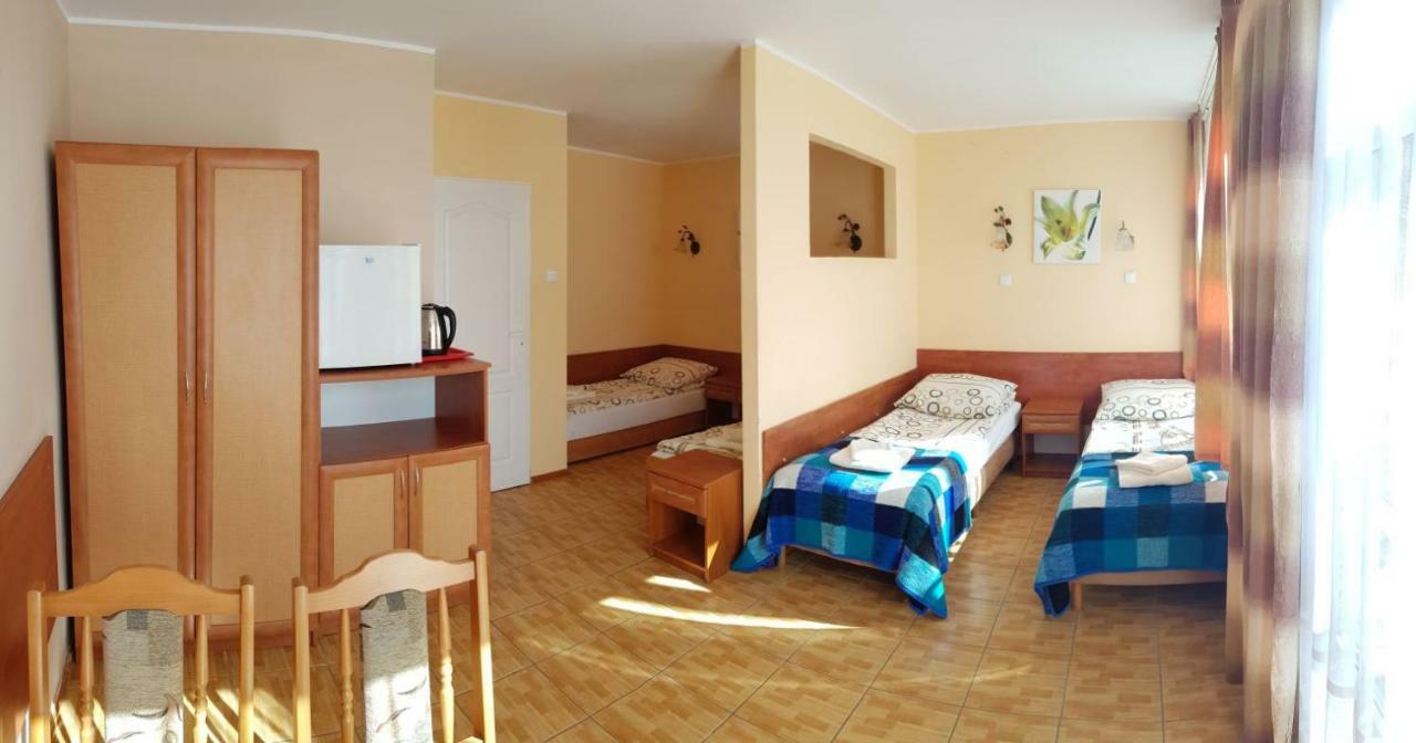 O.W. Krakus II - Domki I Pokoje Stegna  Exterior foto